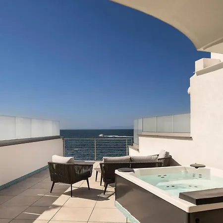 Lägenhetshotell Blu 4*