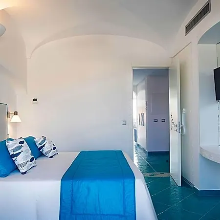 Blu Aparthotel