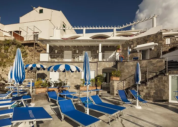 Apart-hotel Blu Ísquia