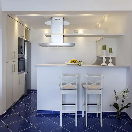 Blu Aparthotel